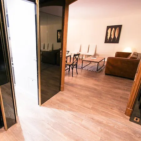 Luckey Homes - Boulevard Exelmans Apartment