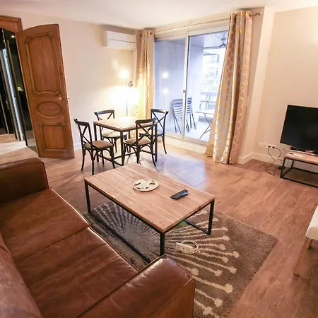 Luckey Homes - Boulevard Exelmans * Paris